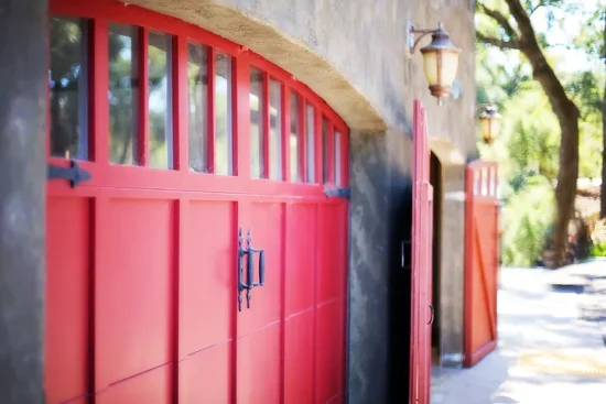 Inside Garage: Sweep & Cobweb